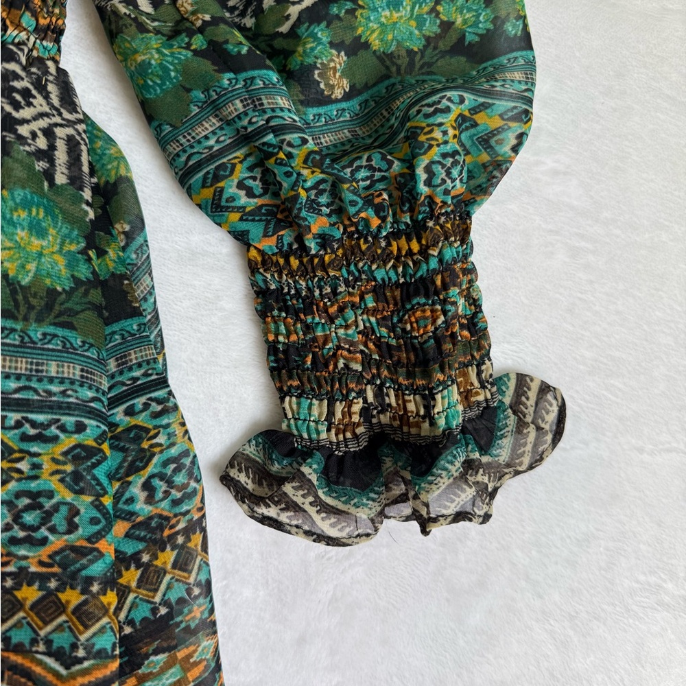 Green Patterned Long Sleeve Smocked Waist Dress - Picture 4 of 6